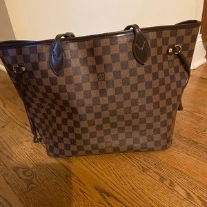 AUTHENTIC, Luis Vuitton Neverfull MM.